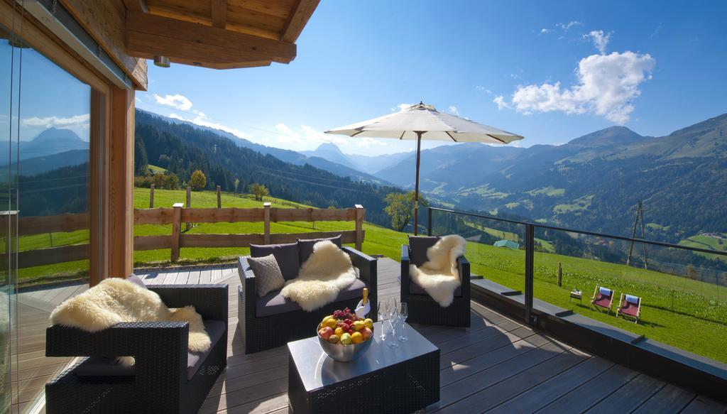 Maierl-Alm & Maierl-Chalets Kirchberg in Tirol Bilik gambar